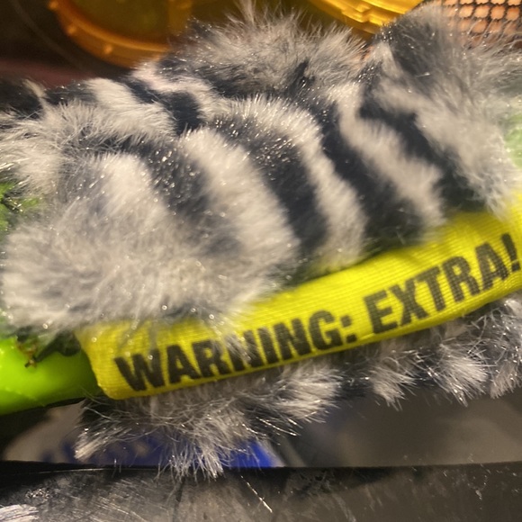 LOL Surprise OMG Remix Rock Bhad Gurl Fashion Doll 9” - Picture 11 of 11